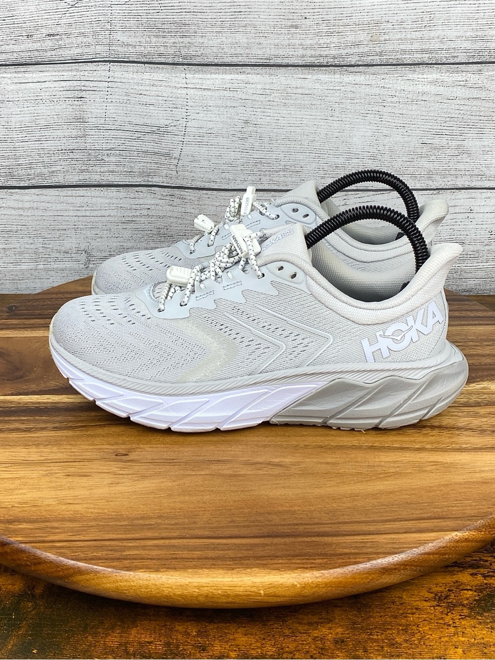 HOKA One One Arahi 5 Lunar Rock Drizzle Grey Shoe Women’s Sneaker Size 7 B